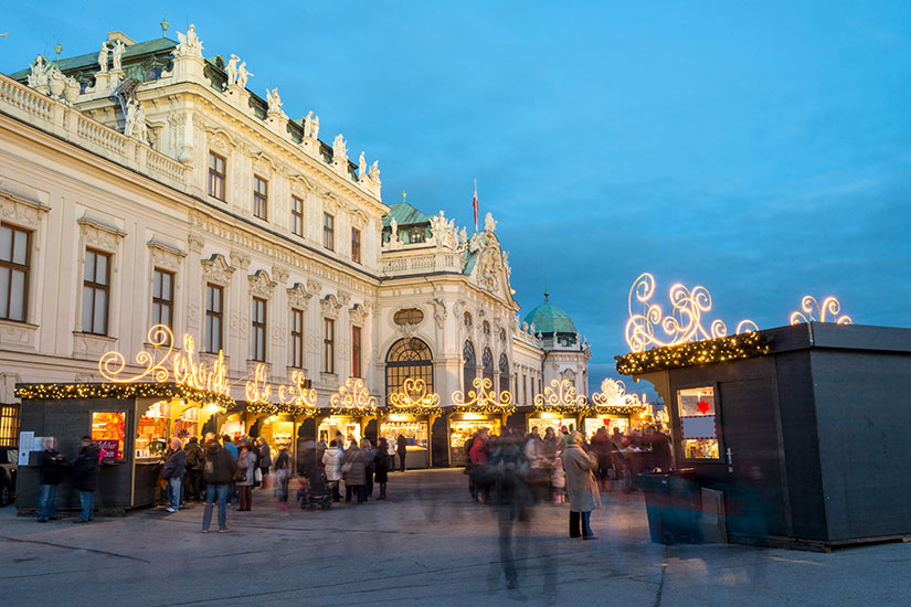 image Autriche Vienne Palais Belvedere Marche Noel  fo