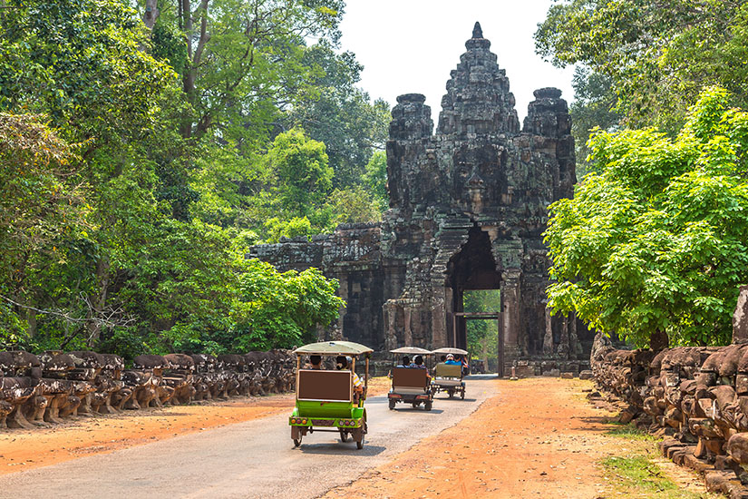 image Cambodge tuk tuk a Angkor as_220330399