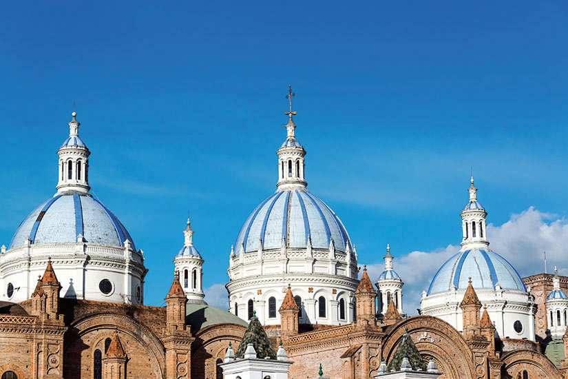image Equateur Cuenca Cathedrale Cuenca Domes  fo