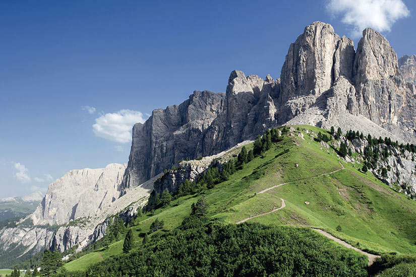 image Italie Ampezzo vue densemble des Dolomites  fo