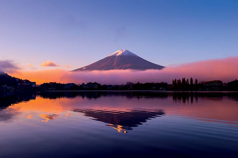 image Japon mont Fuji et lac Kawaguchi is_685220630