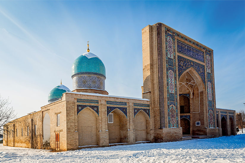image Ouzbekistan Tachkent Ensemble Hazrati Imam hiver is_1132732072