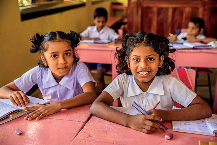 image Sri Lanka ecoliers en classe 33 it_507902844