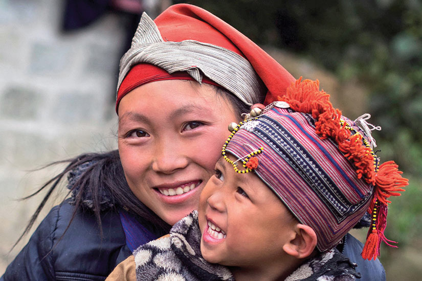 image Vietnam Sapa femme Hmong et enfant  it