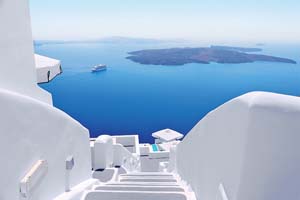 blanc escaliers et mediterranee mer vue sur santorin grece 80 it_528893342