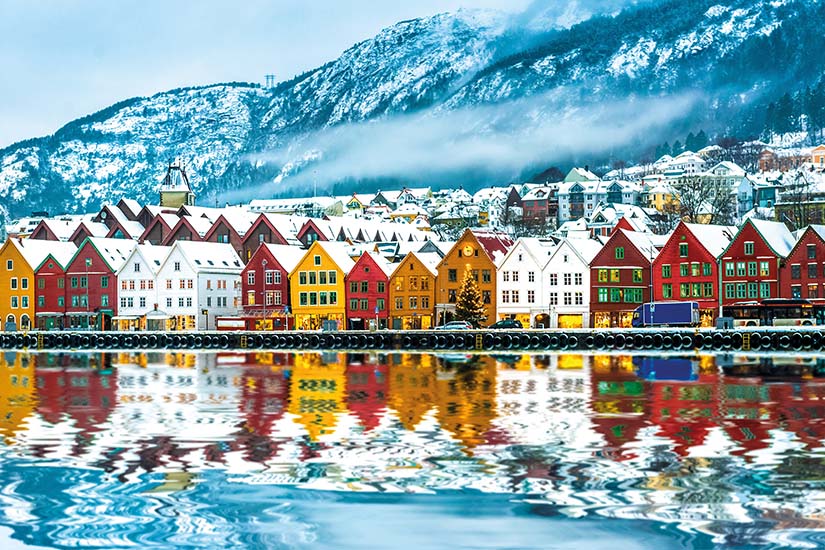 norvege bergen vue panoramique maisons colorees as_94626688