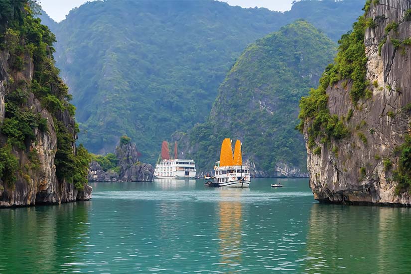 vietnam baie halong jonque traditionnelle as_268300971